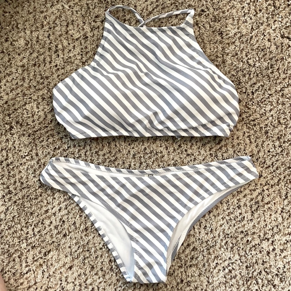 Cupshe bikini swimsuit